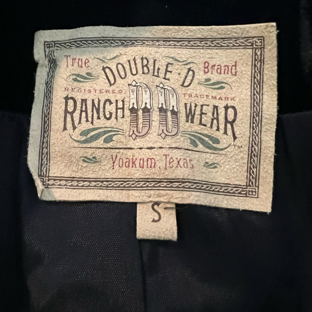 Double D Ranch Embellished Velvet Blazer - Picture 7 of 7